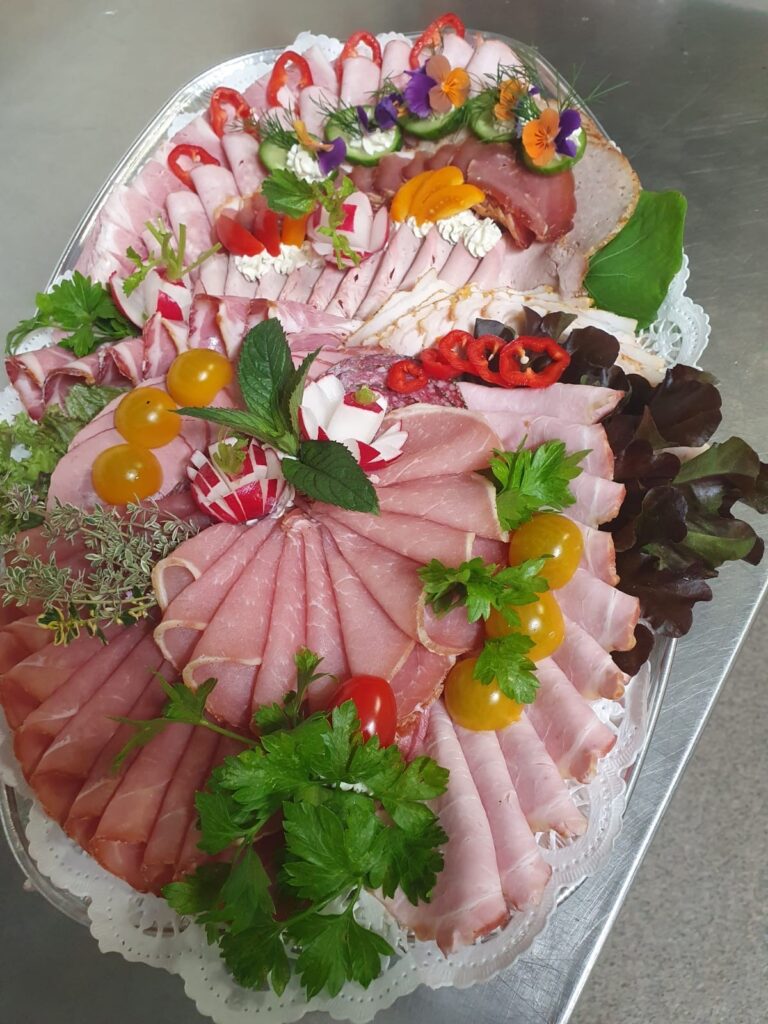 Bereich Fleischerei Platten 8